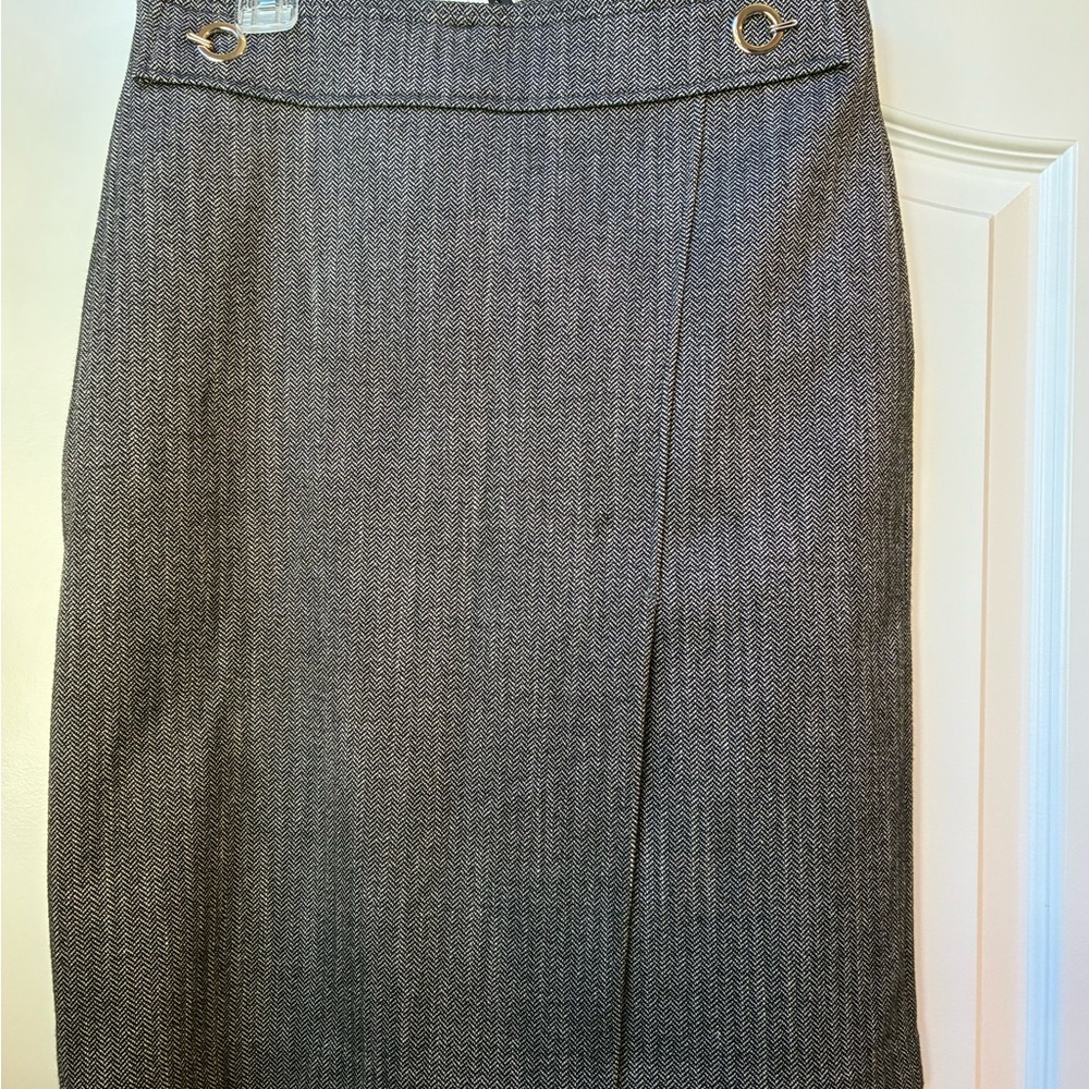 H&M Charcoal Pencil Skirt